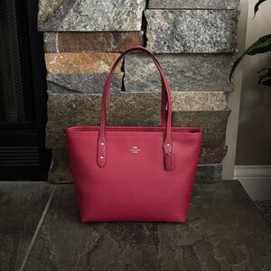 SOLD** Do not purchase* COACH Small Tote Bag